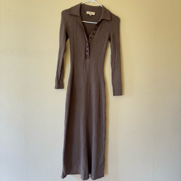 sézane léandre dress in dark taupe - Picture 2 of 8